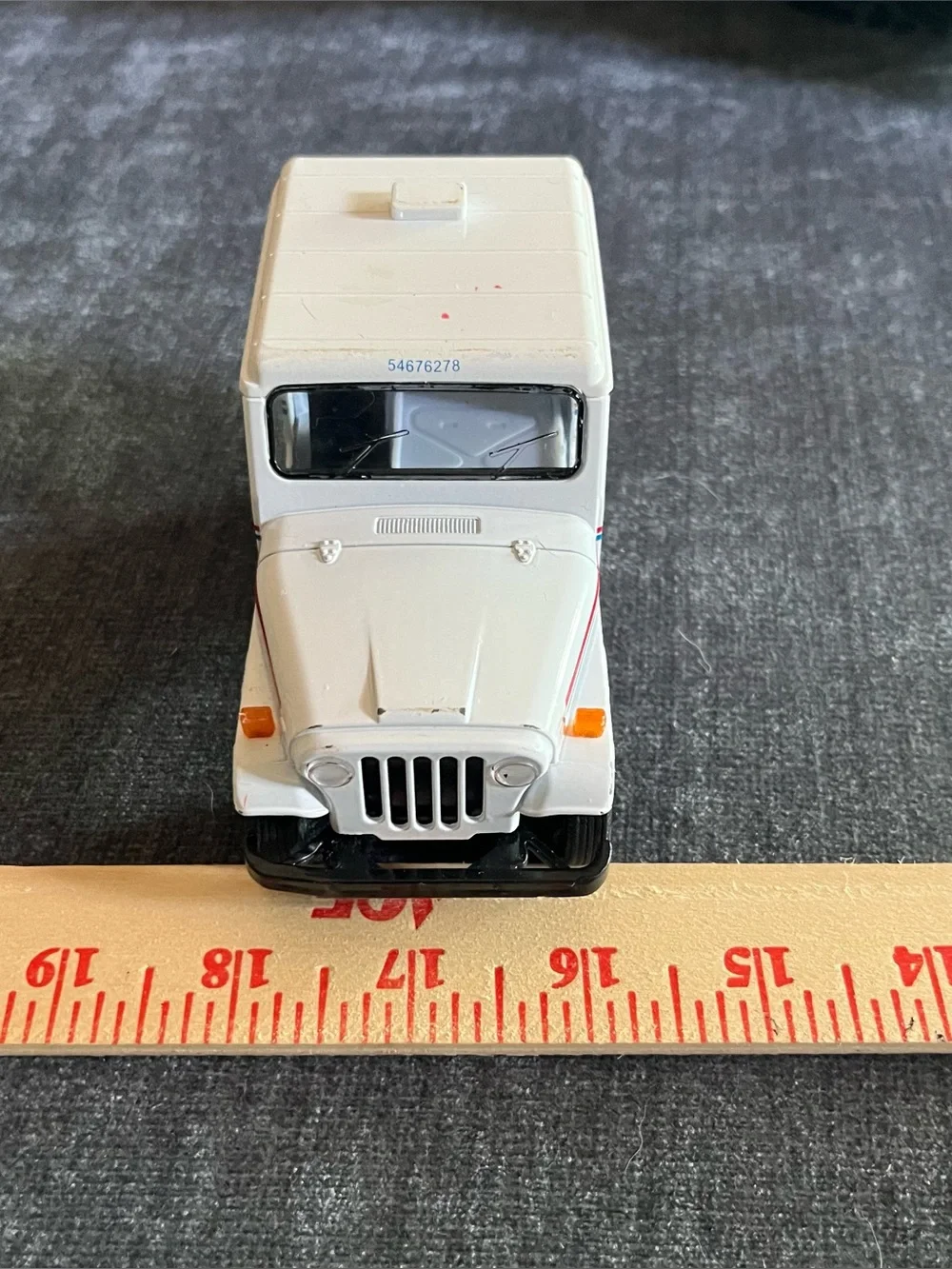 Kinsmart 1:26 Diecast 1971 Jeep DJ-5B Delivery Truck White U.S. Mail Model
